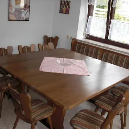 Appartement Wohnung-haus Fuer Arbeiter Und Monteure Bis 11 Personen Hahnbach