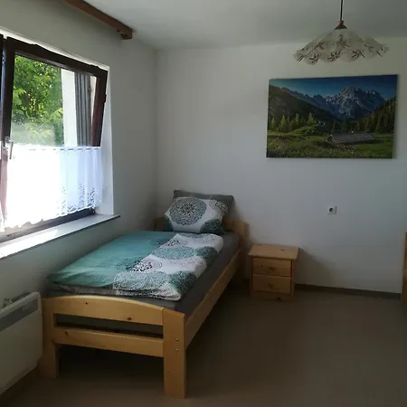 Wohnung-haus Fuer Arbeiter Und Monteure Bis 11 Personen Hahnbach